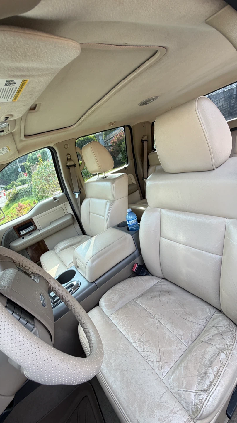 Ford F-150 Lariat Pickup Truck - photo 3
