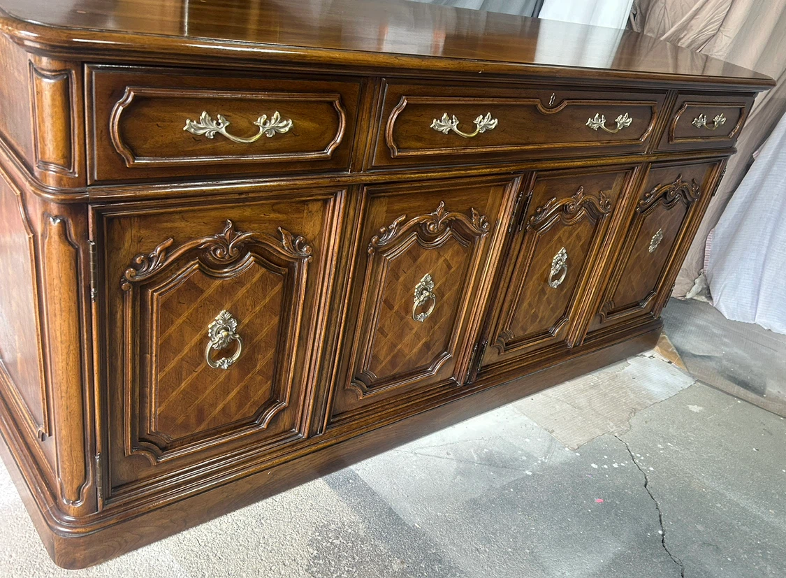 💕Thomasville Camille Collection 72”  Country French Provincial - photo 5