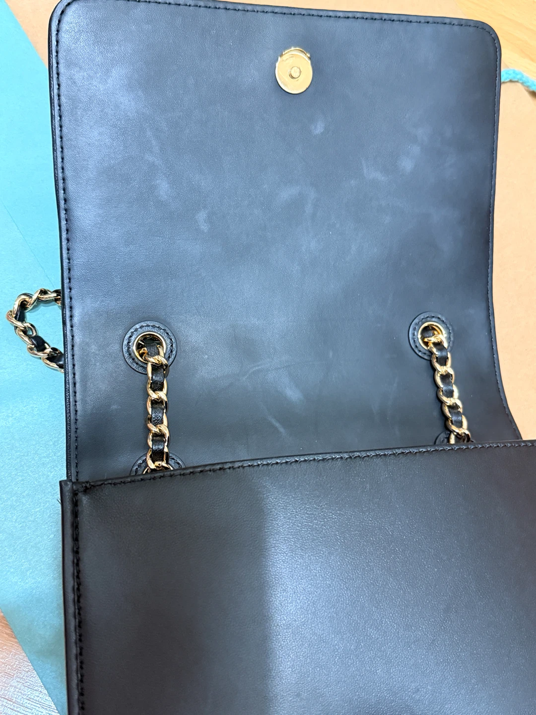 Authentic Tory Burch Black Quilted Chain Shoulder Bag - photo 4