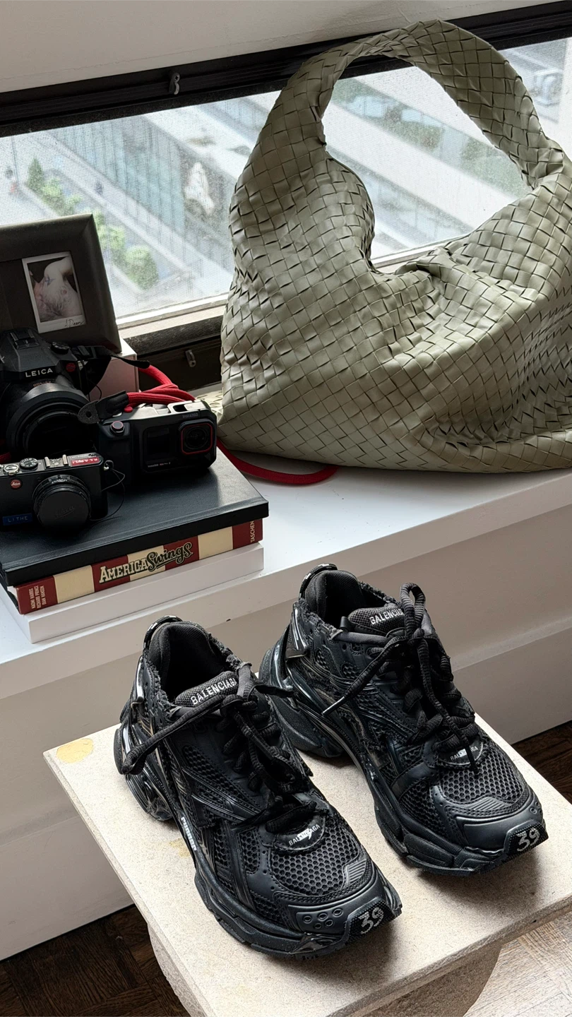 Balenciaga Runner Sneakers - Black - Size 39