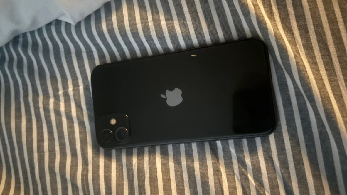 Apple iPhone 11 Black - photo 2