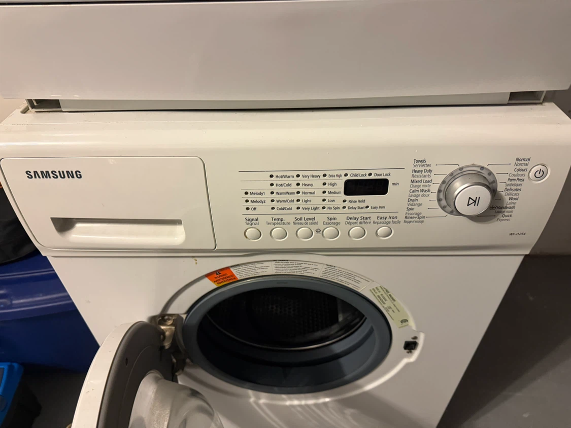 Samsung Stackable Washer and Dryer Set - photo 5