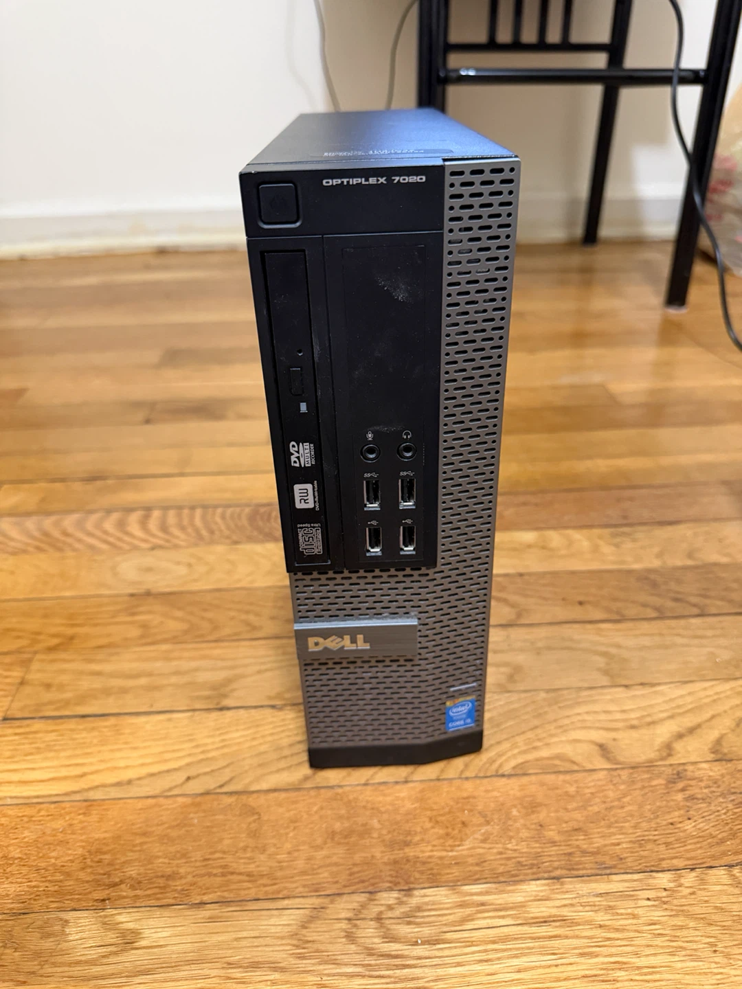 Dell OptiPlex 7020 Desktop Computer