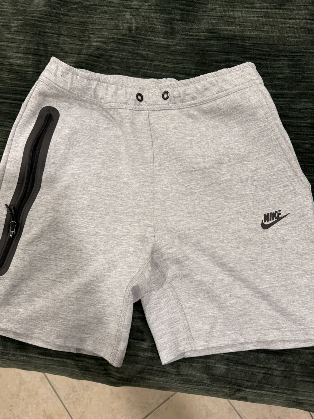 Nike Tech Fleece Shorts Grey