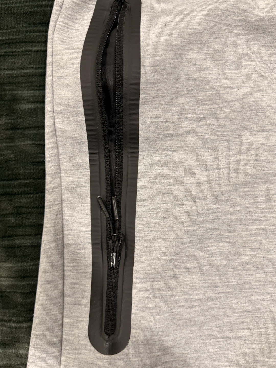 Nike Tech Fleece Shorts Grey - photo 3
