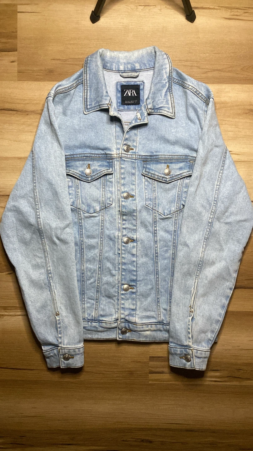 Zara Denim Jacket-Size Small
