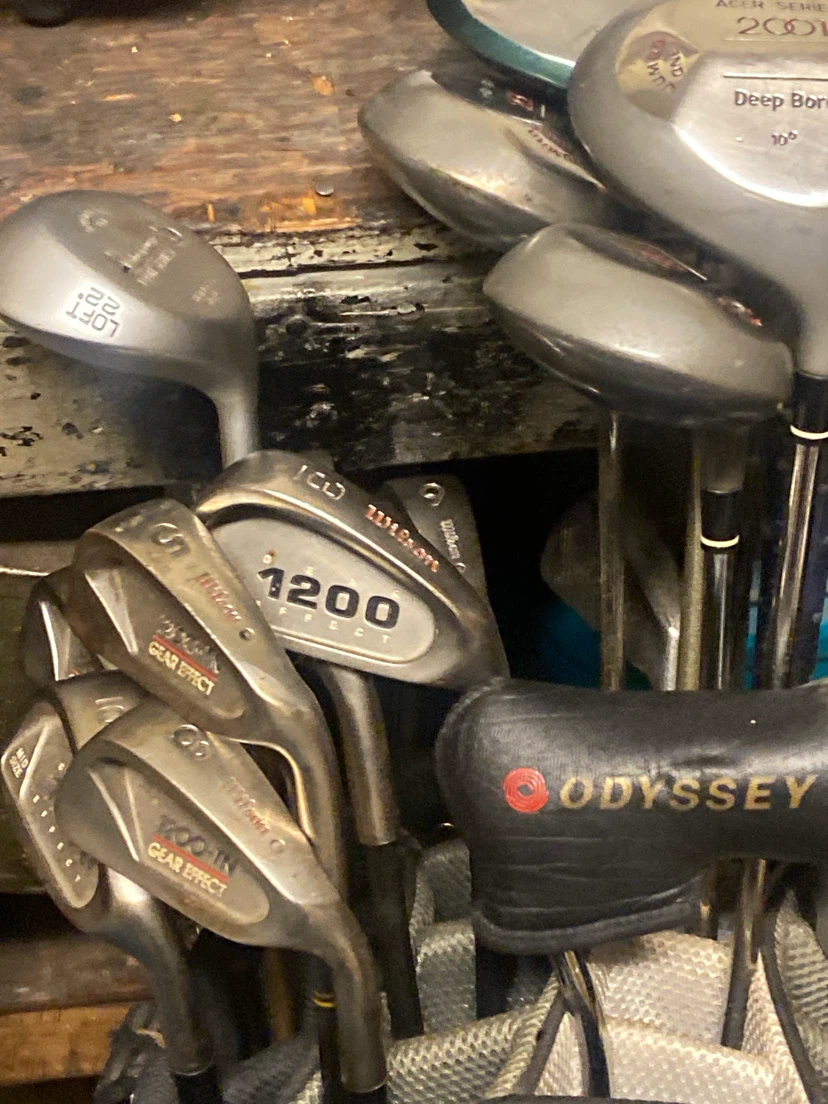 Assorted Golf Club Set with Bag