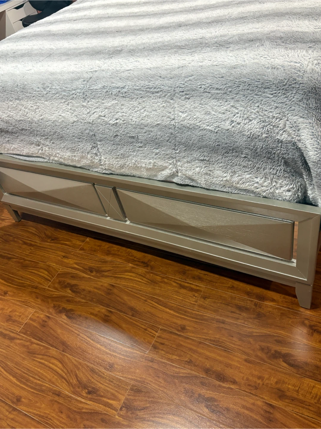 Silver Bedroom Set with Bed and Storage - photo 2