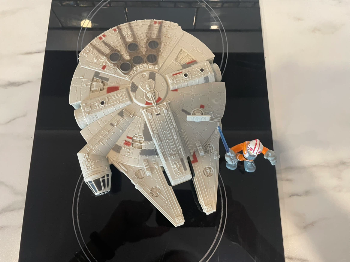 Fisher-Price Imaginext Star Wars Millennium Falcon