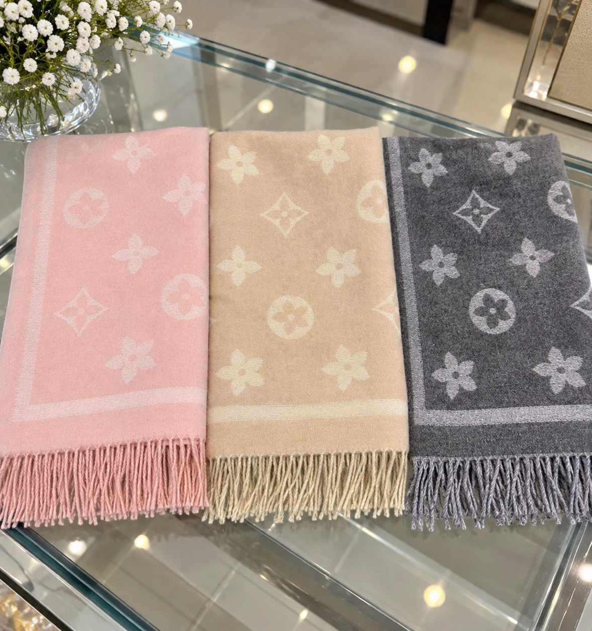 Premium Shawls