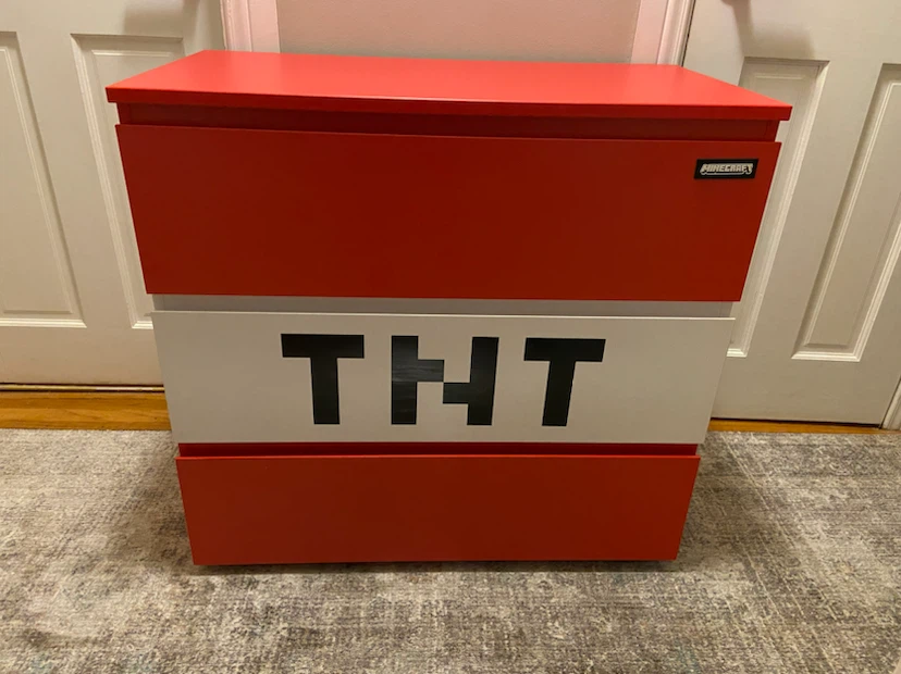 New Minecraft TNT 3-Drawer Dresser with LED Lights - photo 4