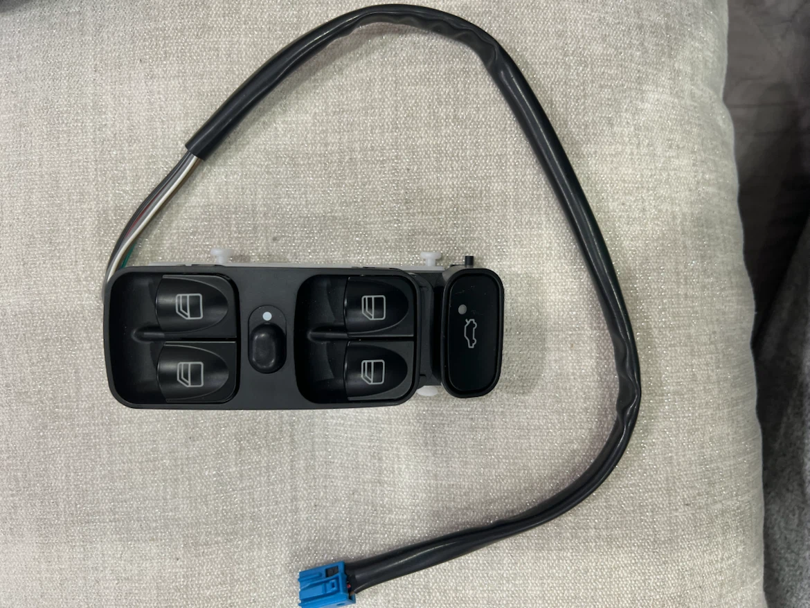 Master Power Window Switch - photo 2