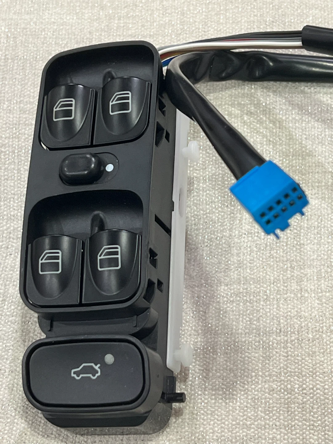 Master Power Window Switch - photo 5