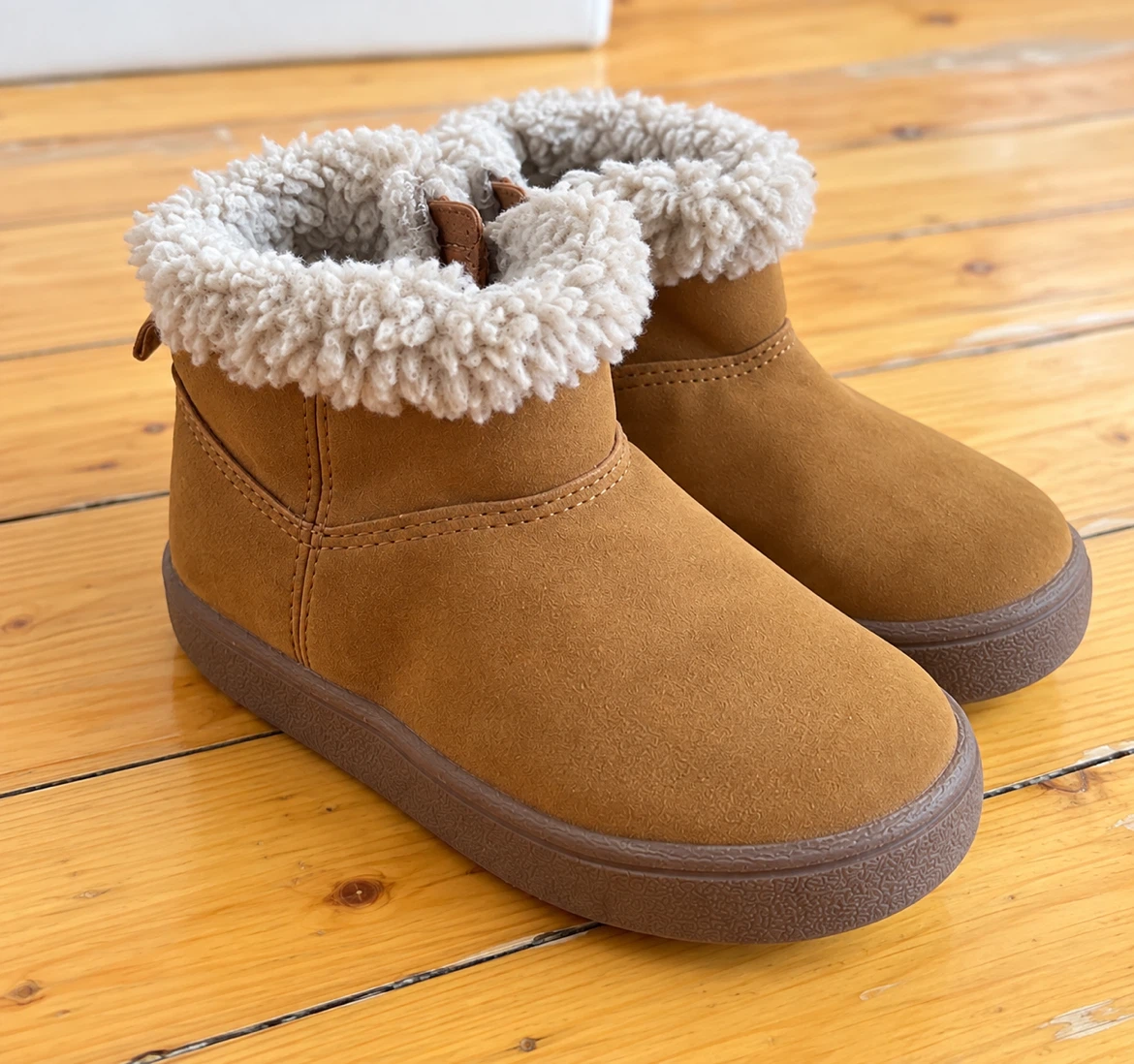 Zara Toddler Faux Shearling Boots – Size 23