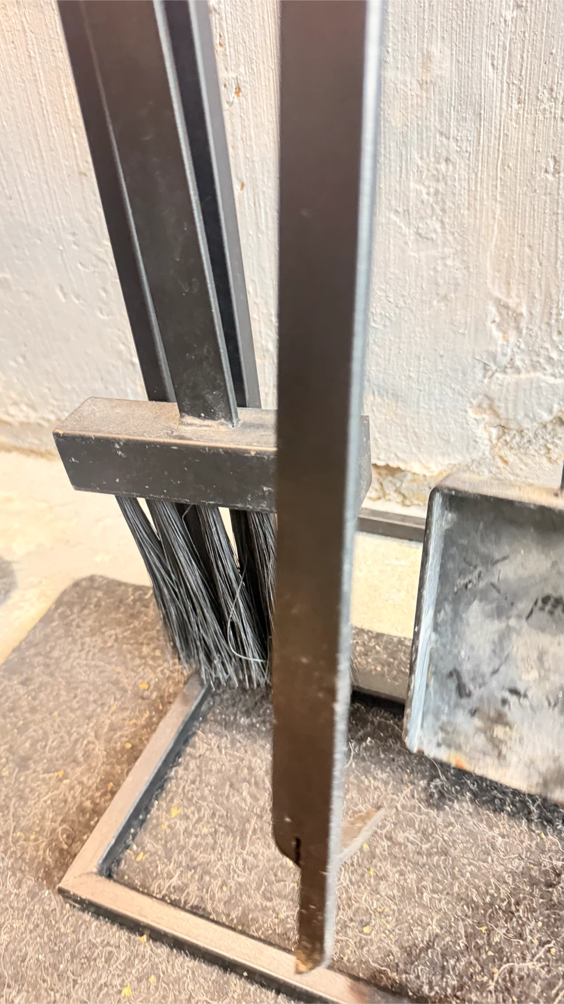 Black Metal Fireplace Tool Set - photo 4