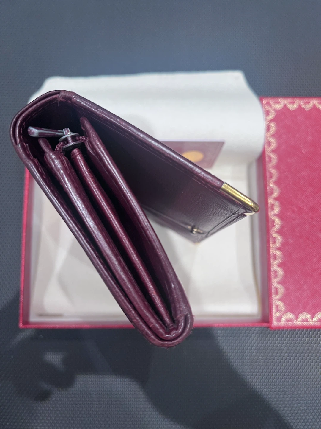Authentic Cartier Burgundy Leather Wallet - photo 3