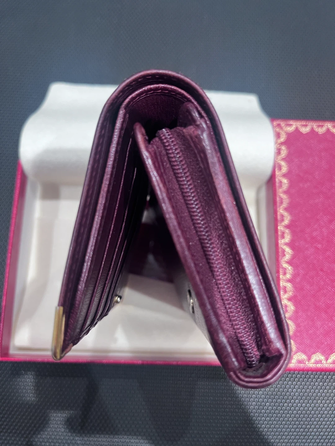 Authentic Cartier Burgundy Leather Wallet - photo 4