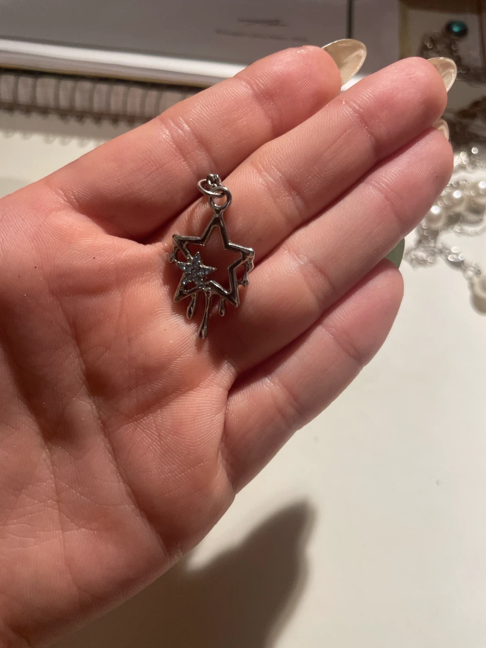 Silver-toned Drip Star Necklace - photo 2