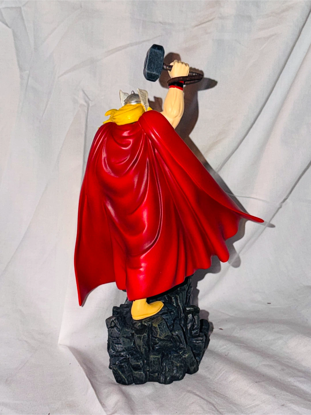 Bowen Designs The Mighty Thor Mini Statue - photo 4