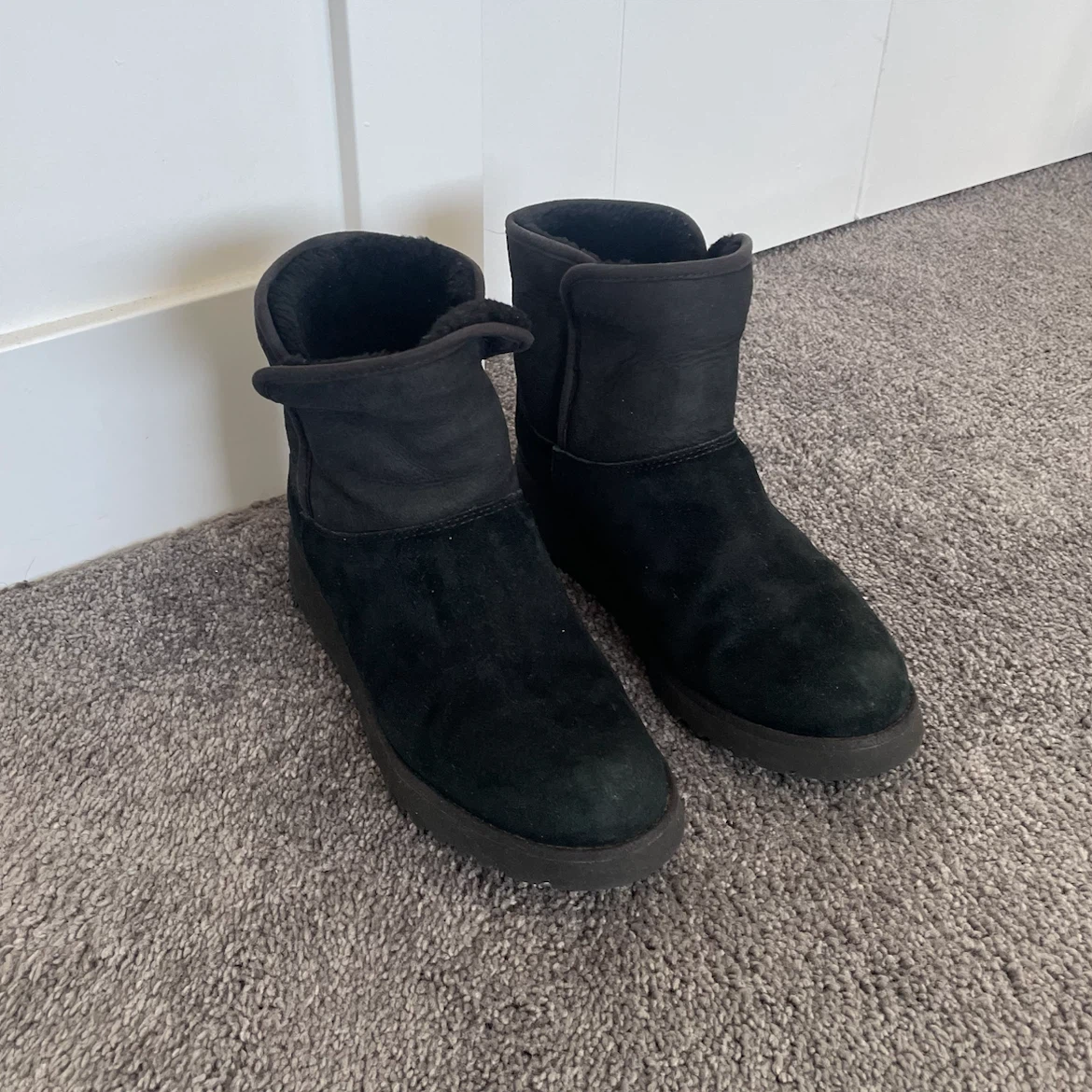 UGG Boots Size 6.5 - photo 4