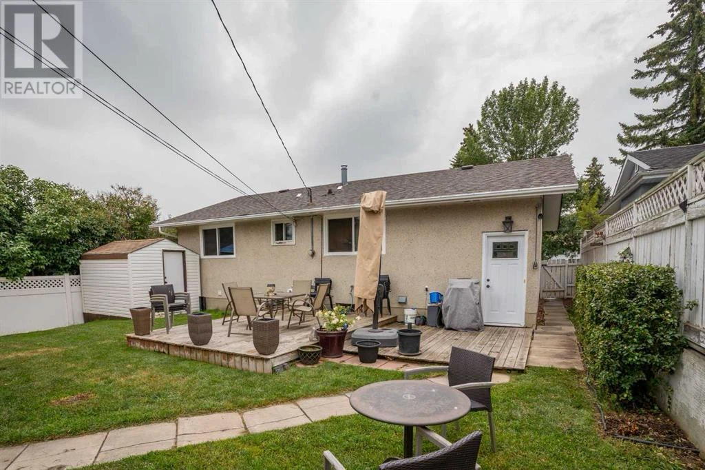 Basement for rent - photo 4