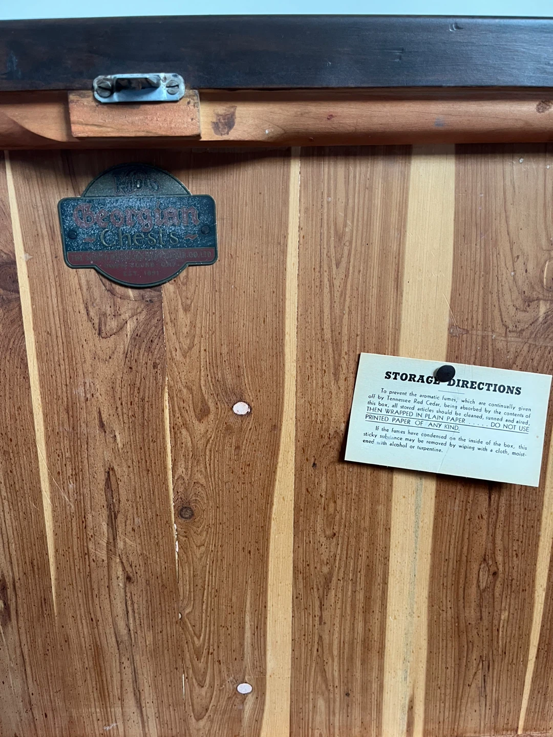 Refurbished 1900s Vintage NABCO Cedar Chest - photo 5
