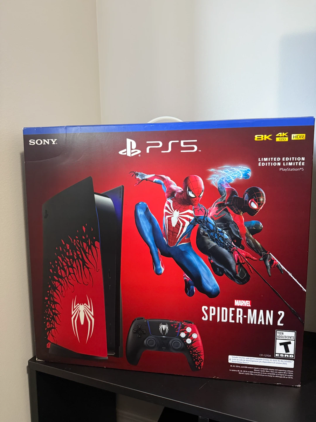 Sony PS5 Marvel Spider-Man 2 Limited Edition Console - photo 3