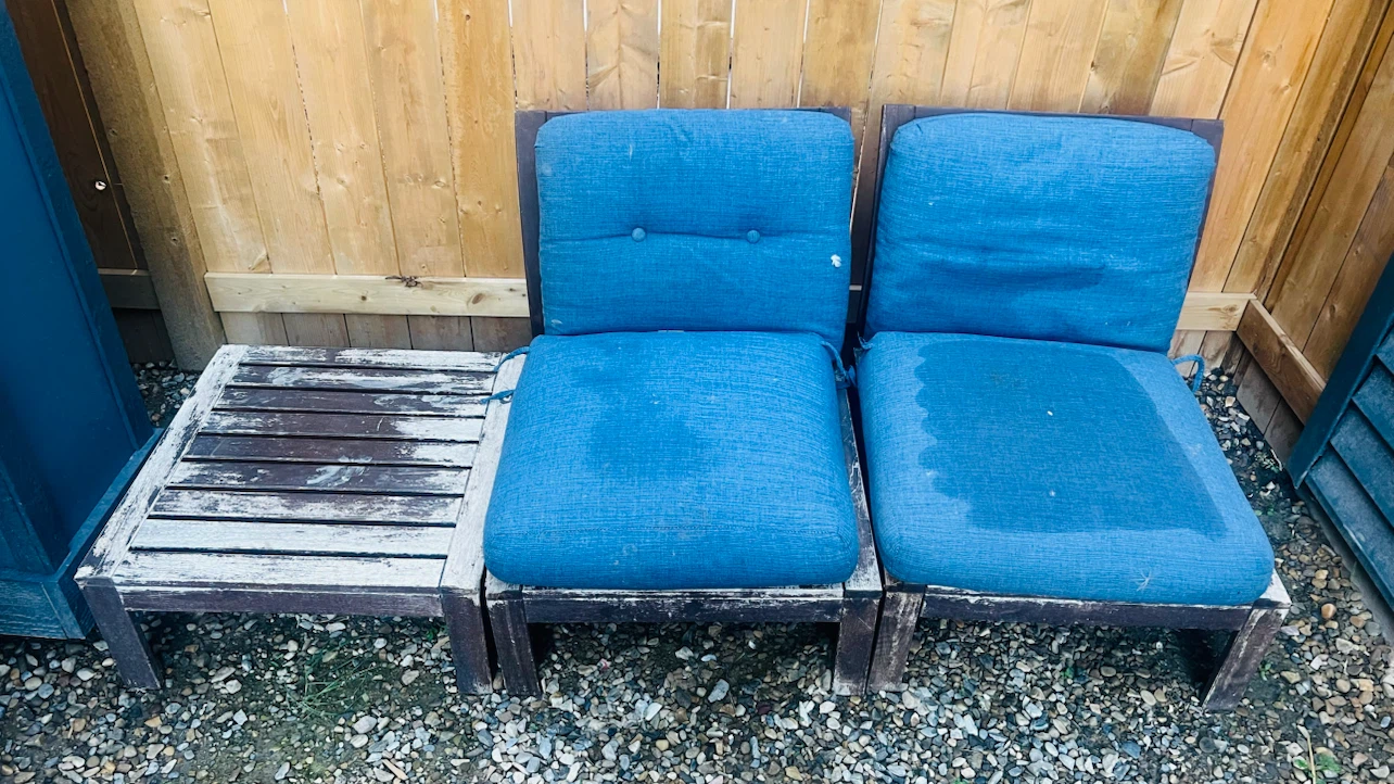 Outdoor Wooden Patio Chairs with Side Table - photo 3