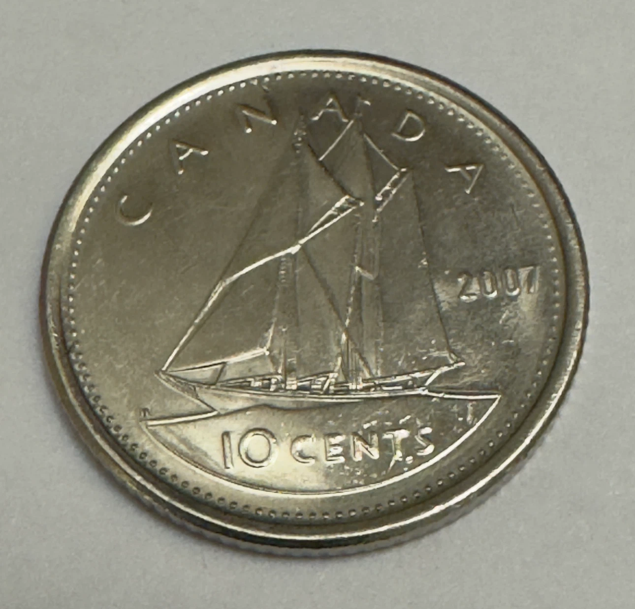 2007 Canadian 10 Cent Coin