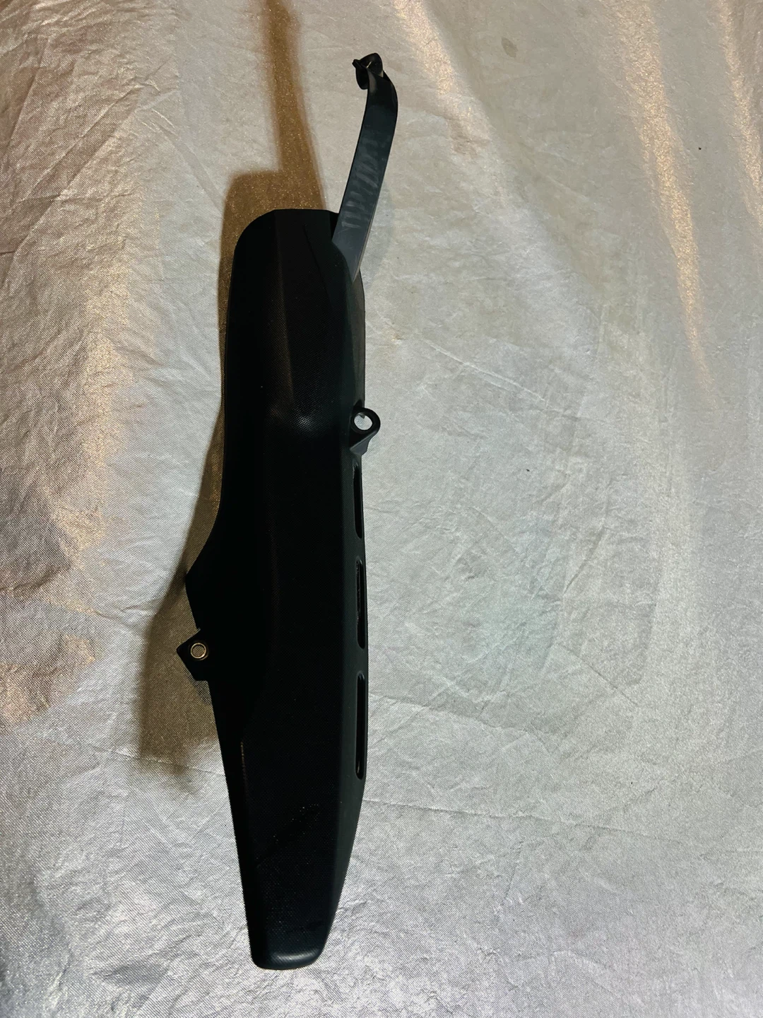 Yamaha R1 07-08 Exhaust cover / rear subframe side rail. - photo 3