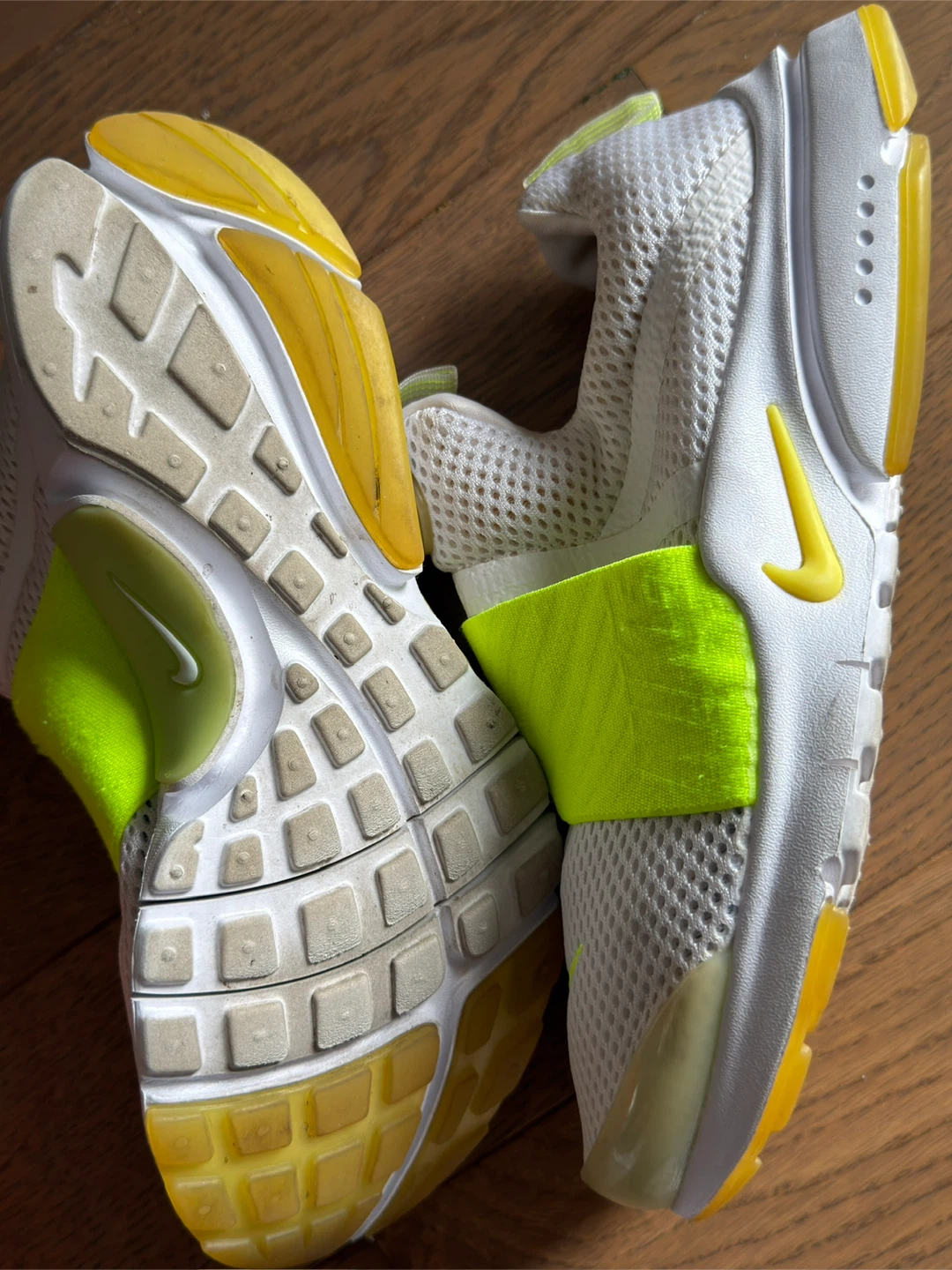 Converse and Nike Shoe Bundle - photo 4