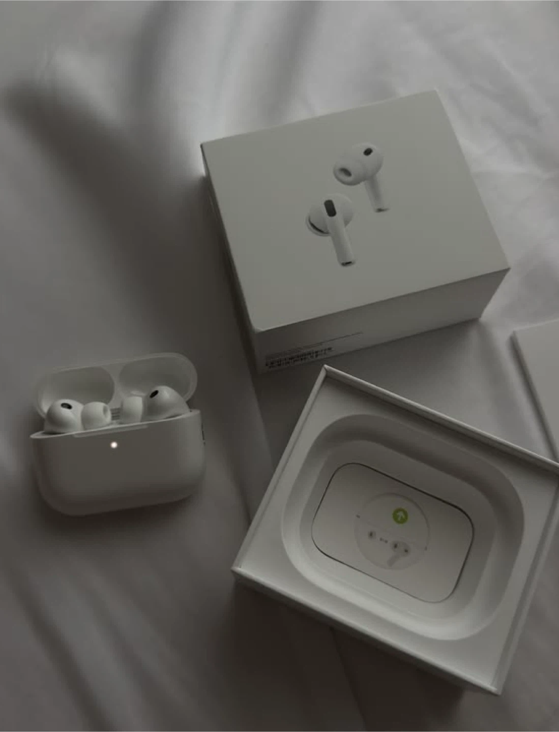 Apple AirPods Pro 3 - photo 2