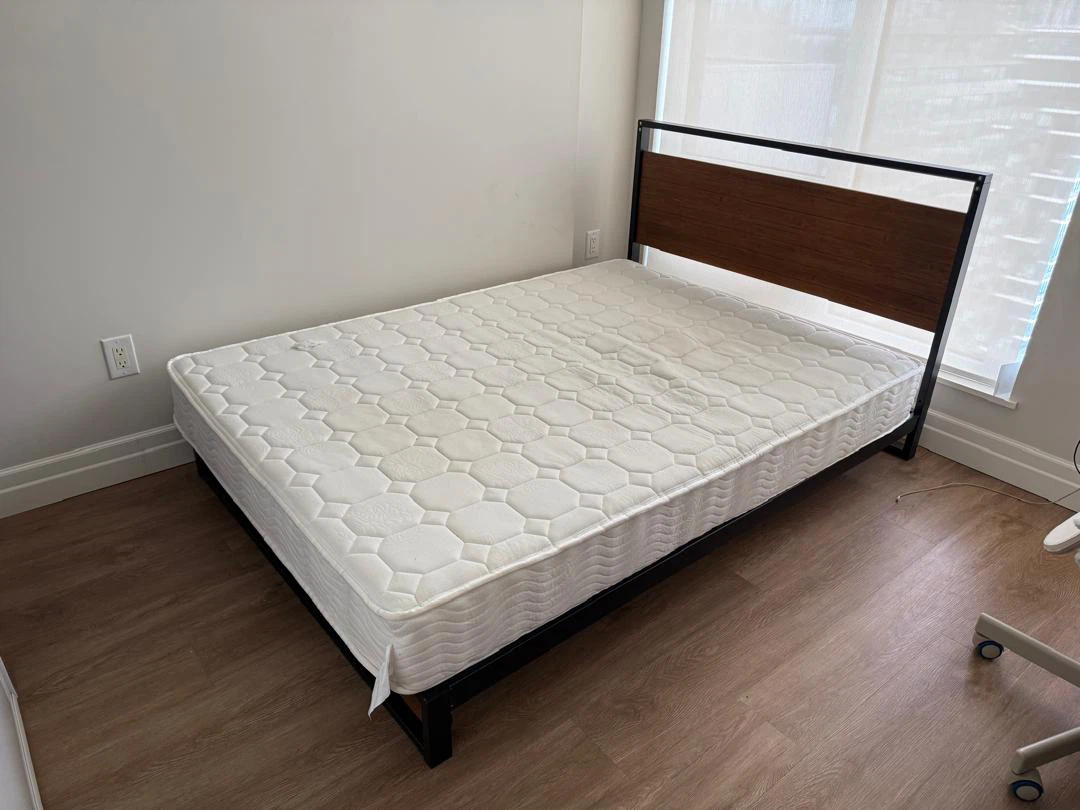 Metal and Wood Double/Full Bed Frame and full size mattress - photo 2