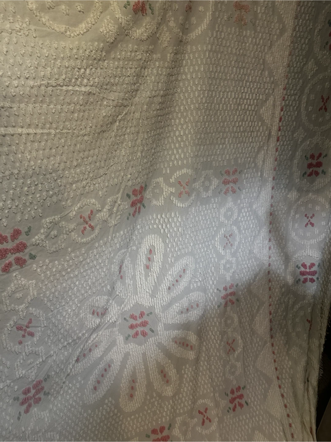Vintage King Chenille Bedspread Pink Daisy Fringe - photo 4