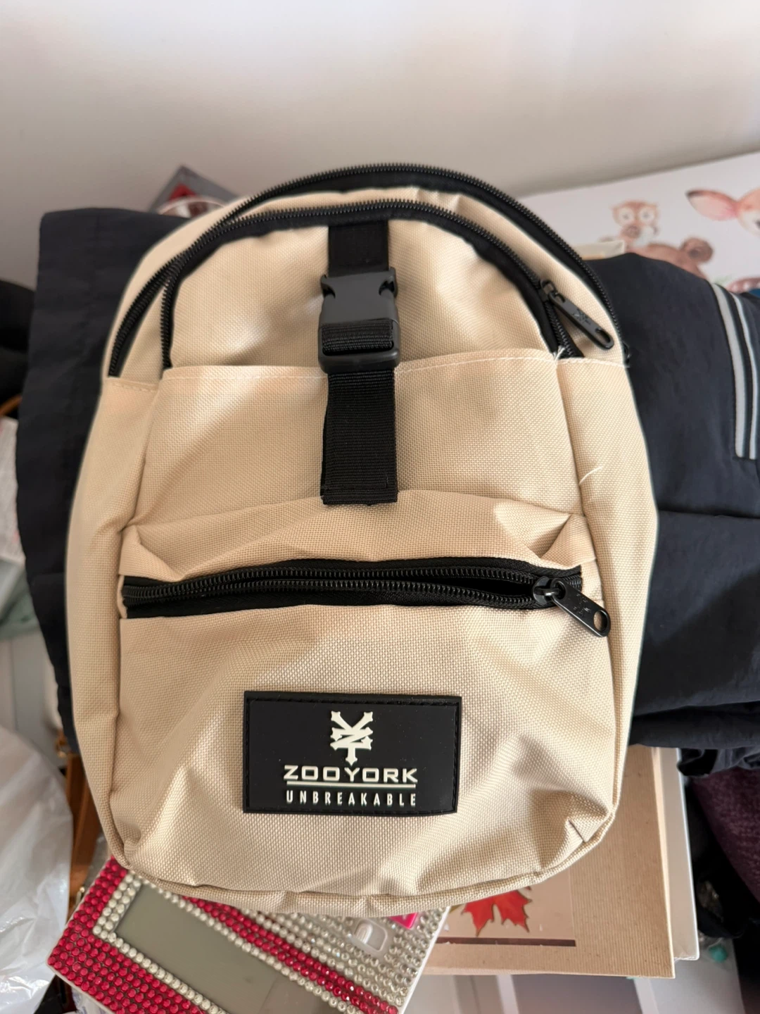 Zoo York Unbreakable Beige Sling Bag
