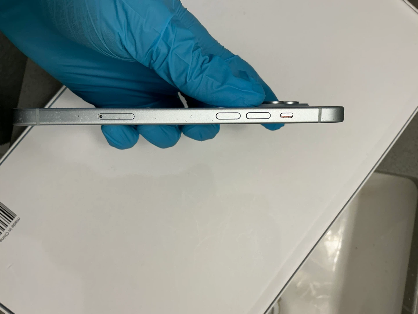 Apple iPhone plus 15 Light Blue - photo 2