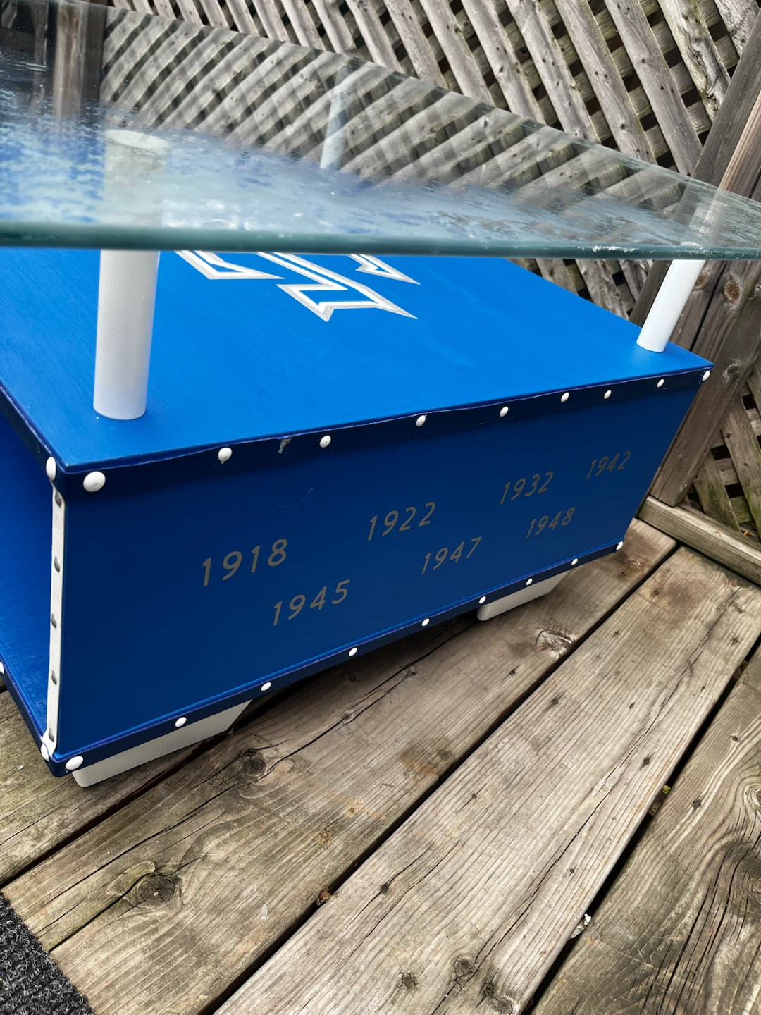 One of a kind Toronto Maple Leafs Glass Coffee Table - photo 5
