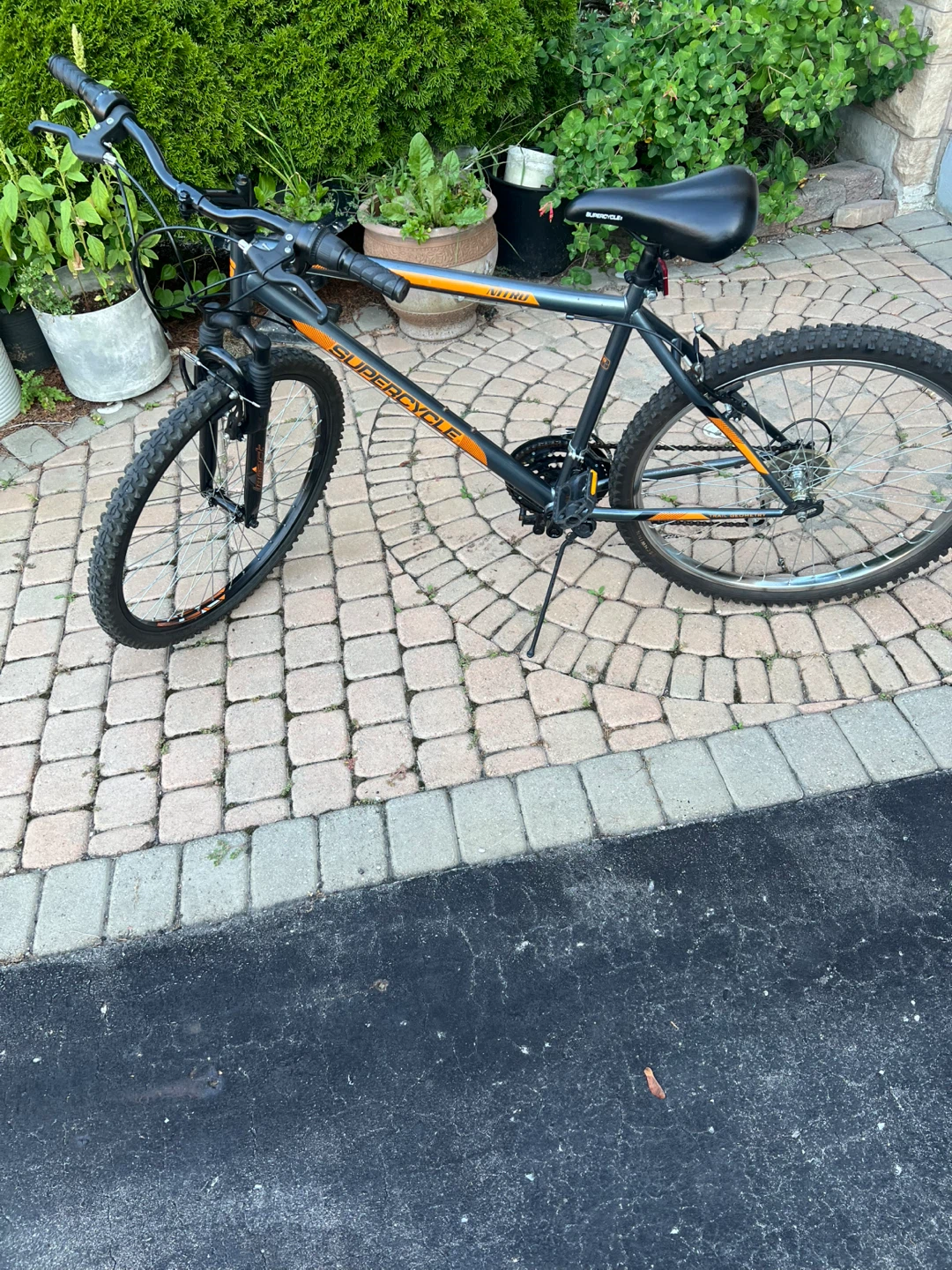 26 inch supercycle Nitro Mountain Bike(fairly new) - photo 2