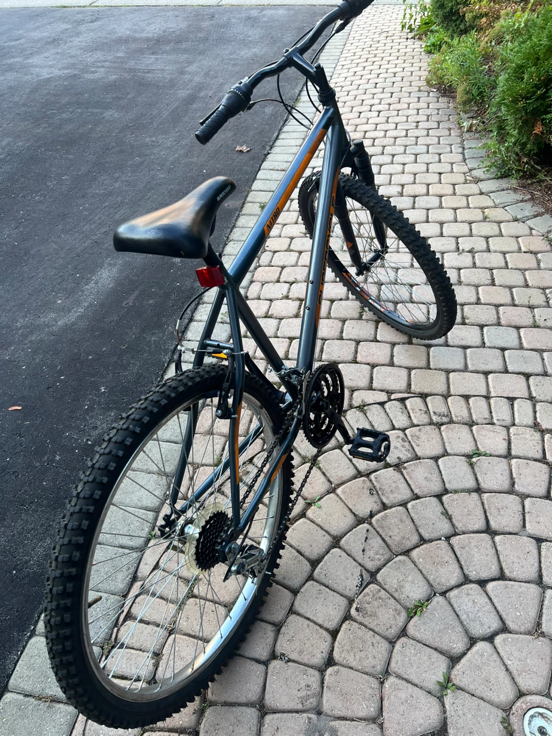 26 inch supercycle Nitro Mountain Bike(fairly new) - photo 3