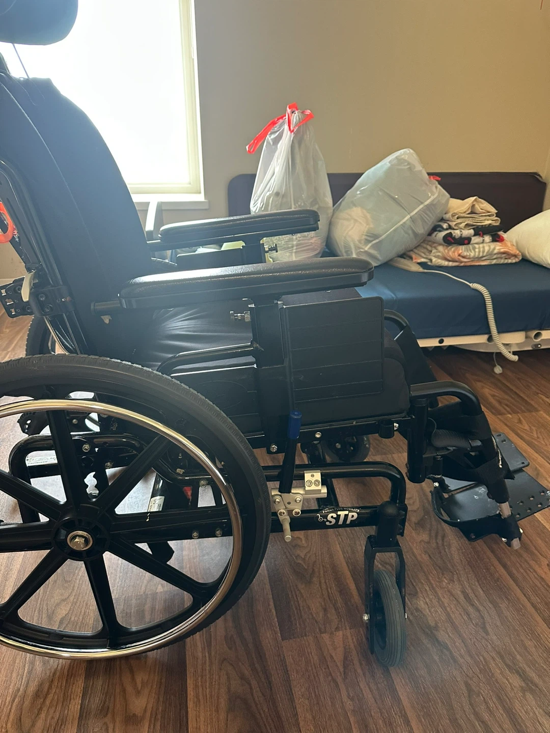 STP Mobility Wheelchair - photo 2