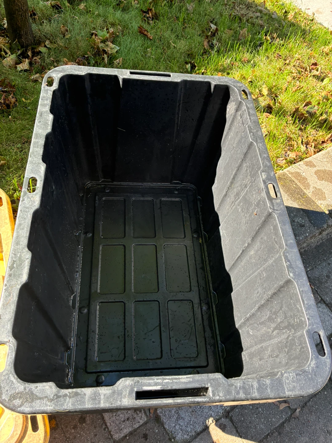 $6 BIG bin tote Heavy-Duty 27 Gallon / 102 L Storage Donlands - photo 3