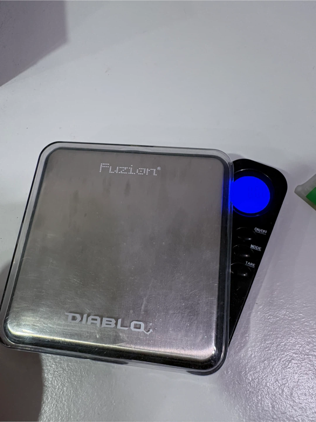Mini scale