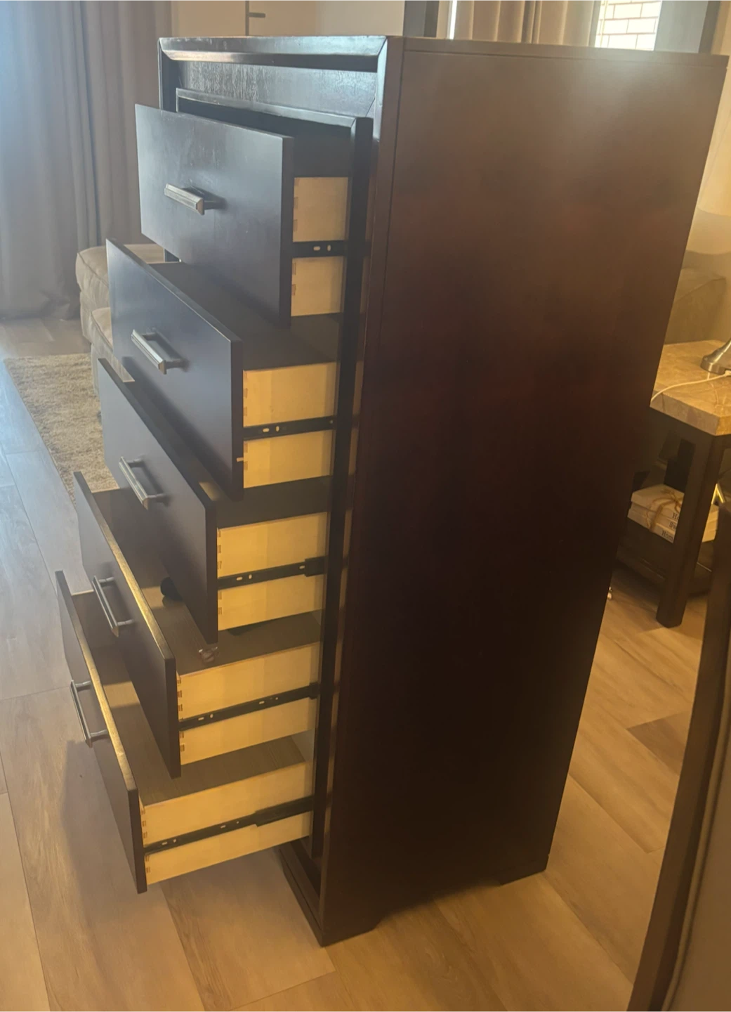 Chest w/ 5 Drawers - photo 2