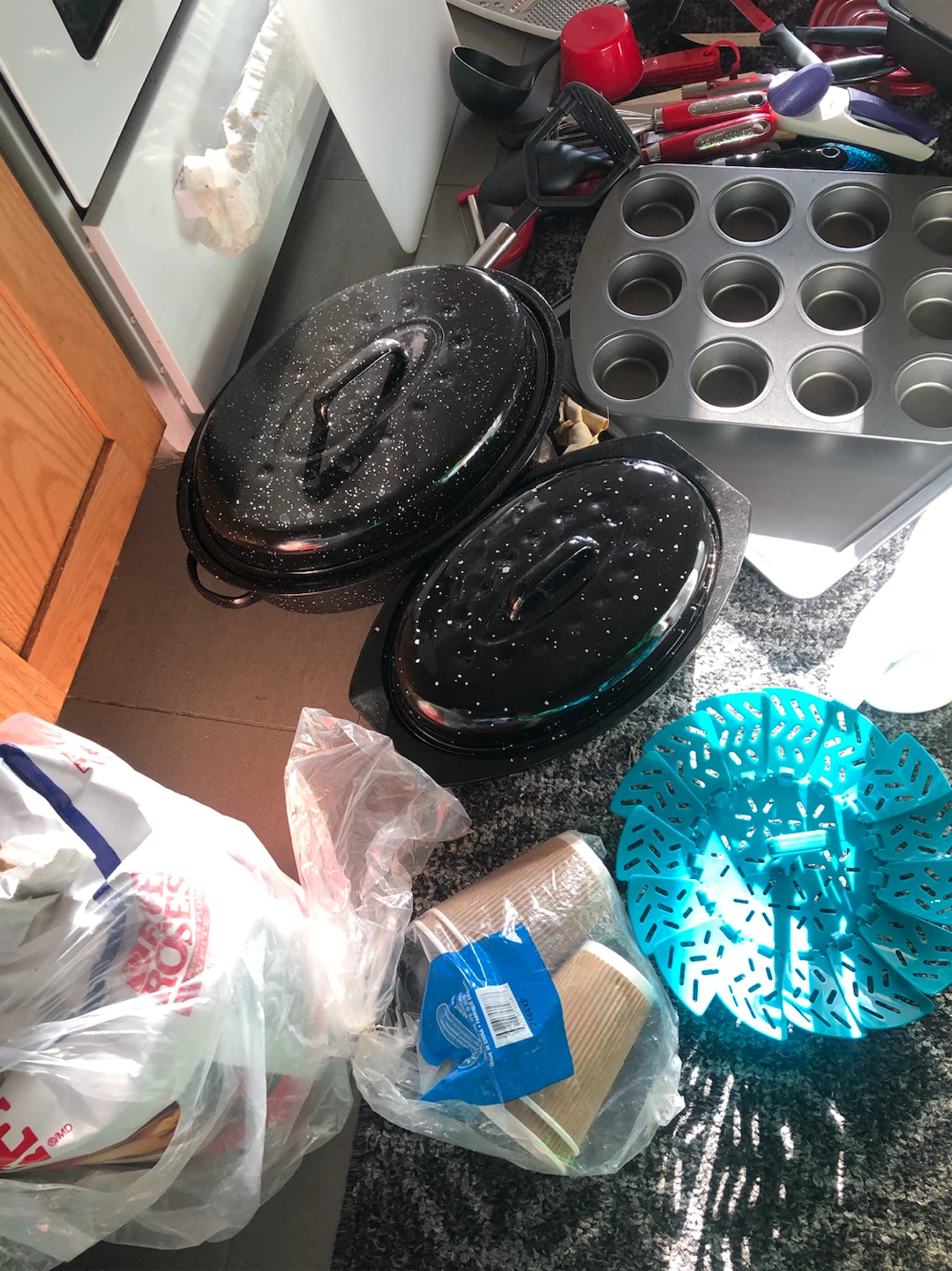 Kitchenware and Baking Assortment Bundle - photo 4