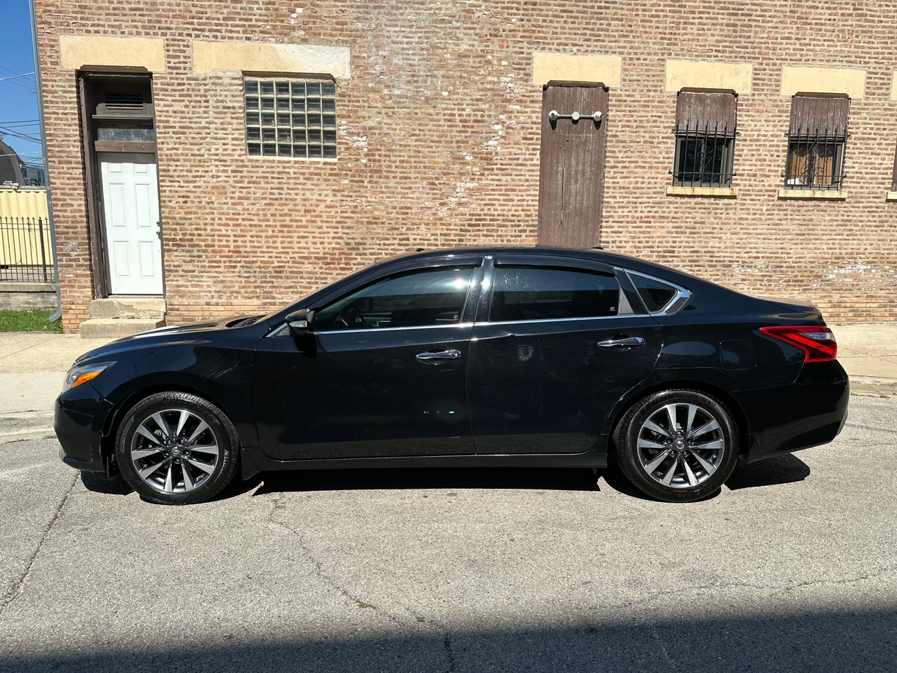 Nissan Altima - photo 2
