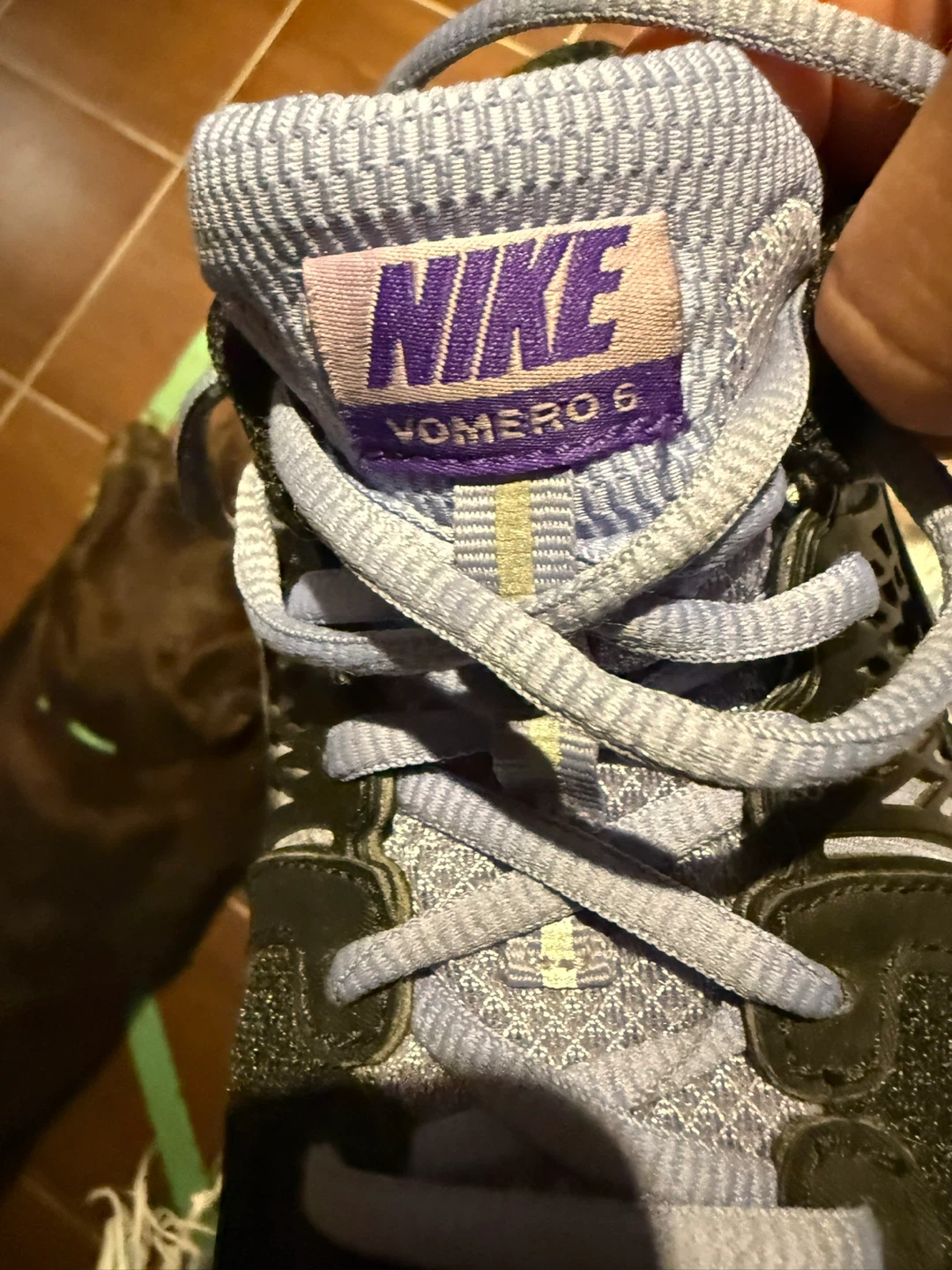 Nike Vomero 6 Running Shoes - photo 2