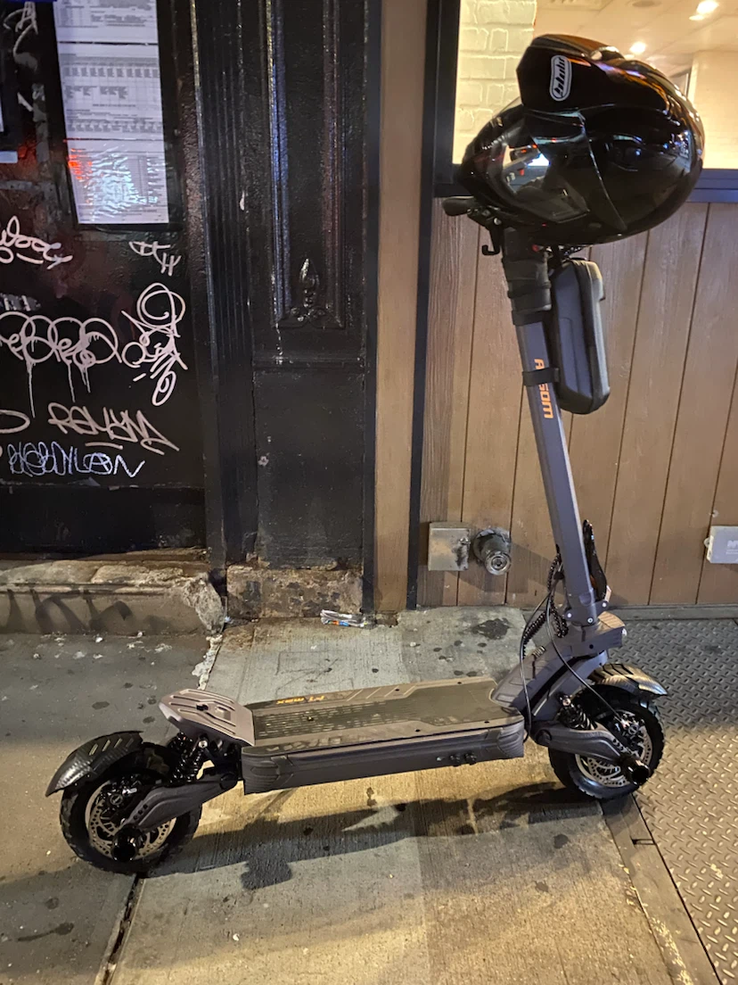 Ausom M1 Max Electric Scooter