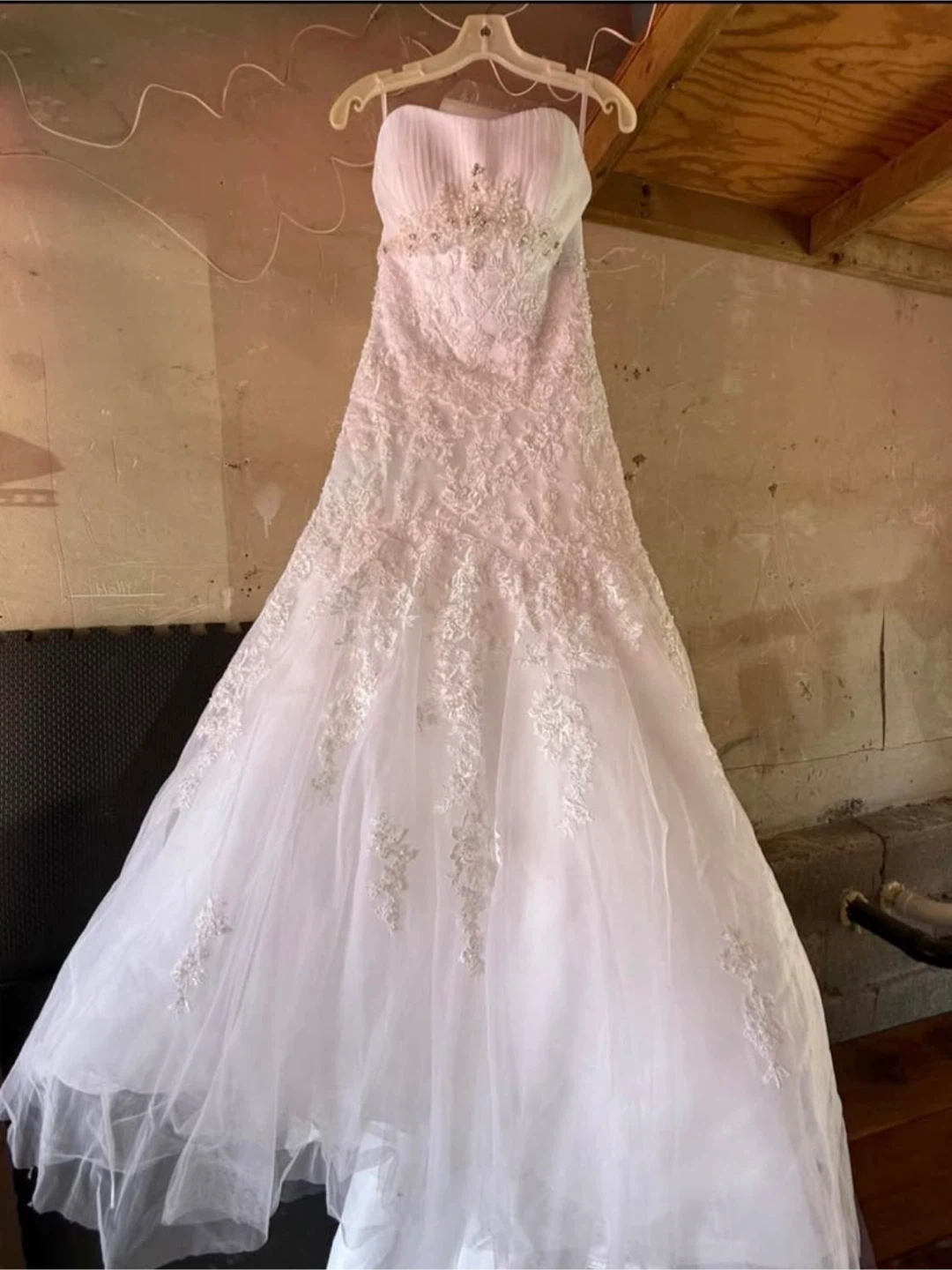 Strapless White Lace Wedding Dress