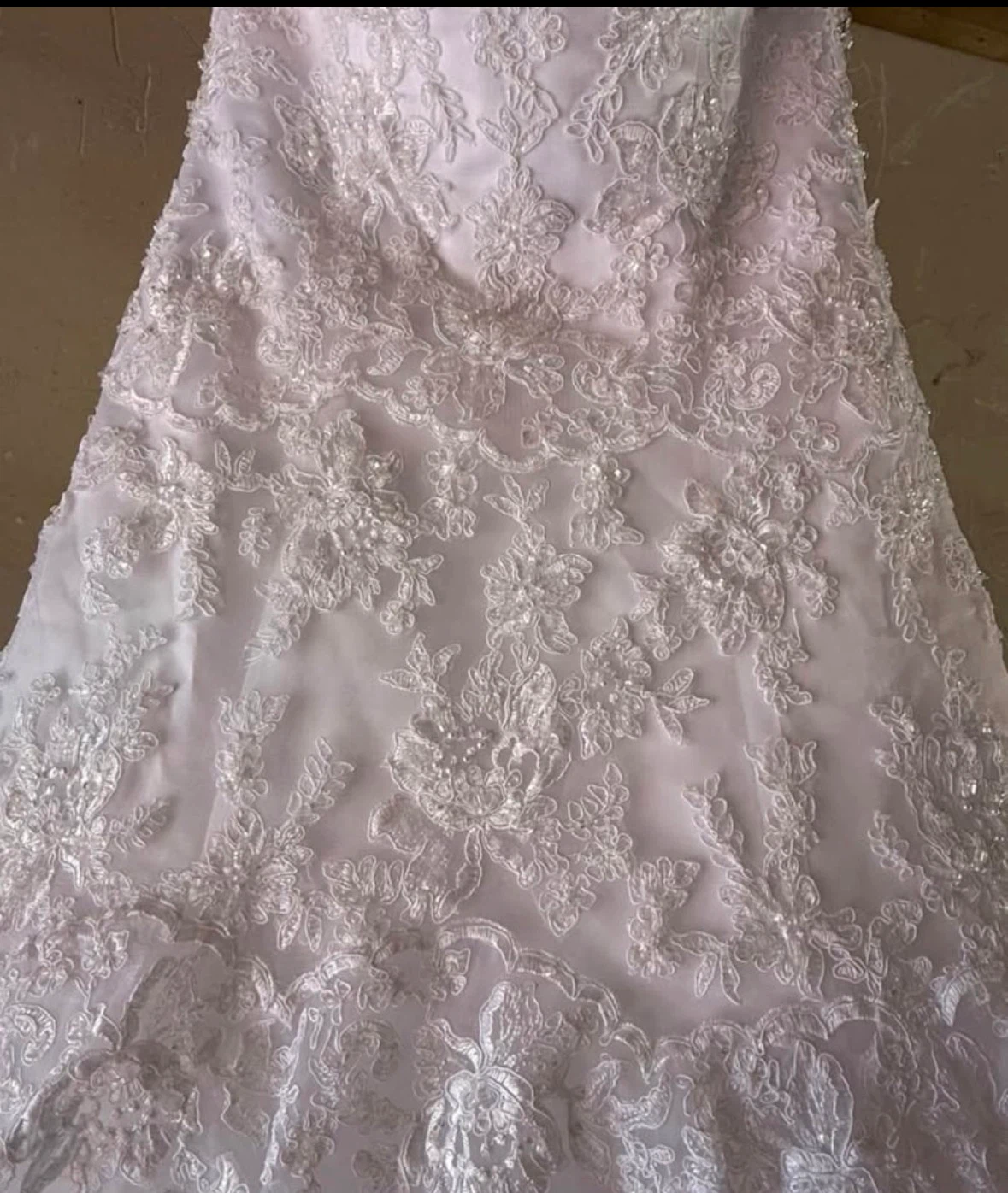Strapless White Lace Wedding Dress - photo 3