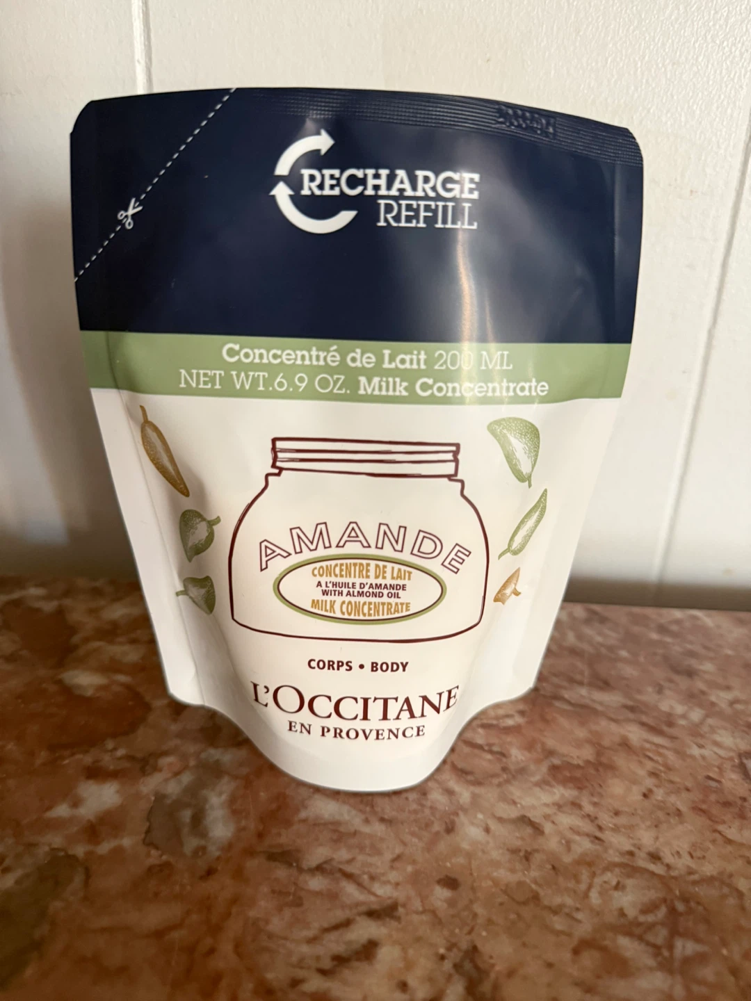 L'Occitane Amande Milk Concentrate Refill